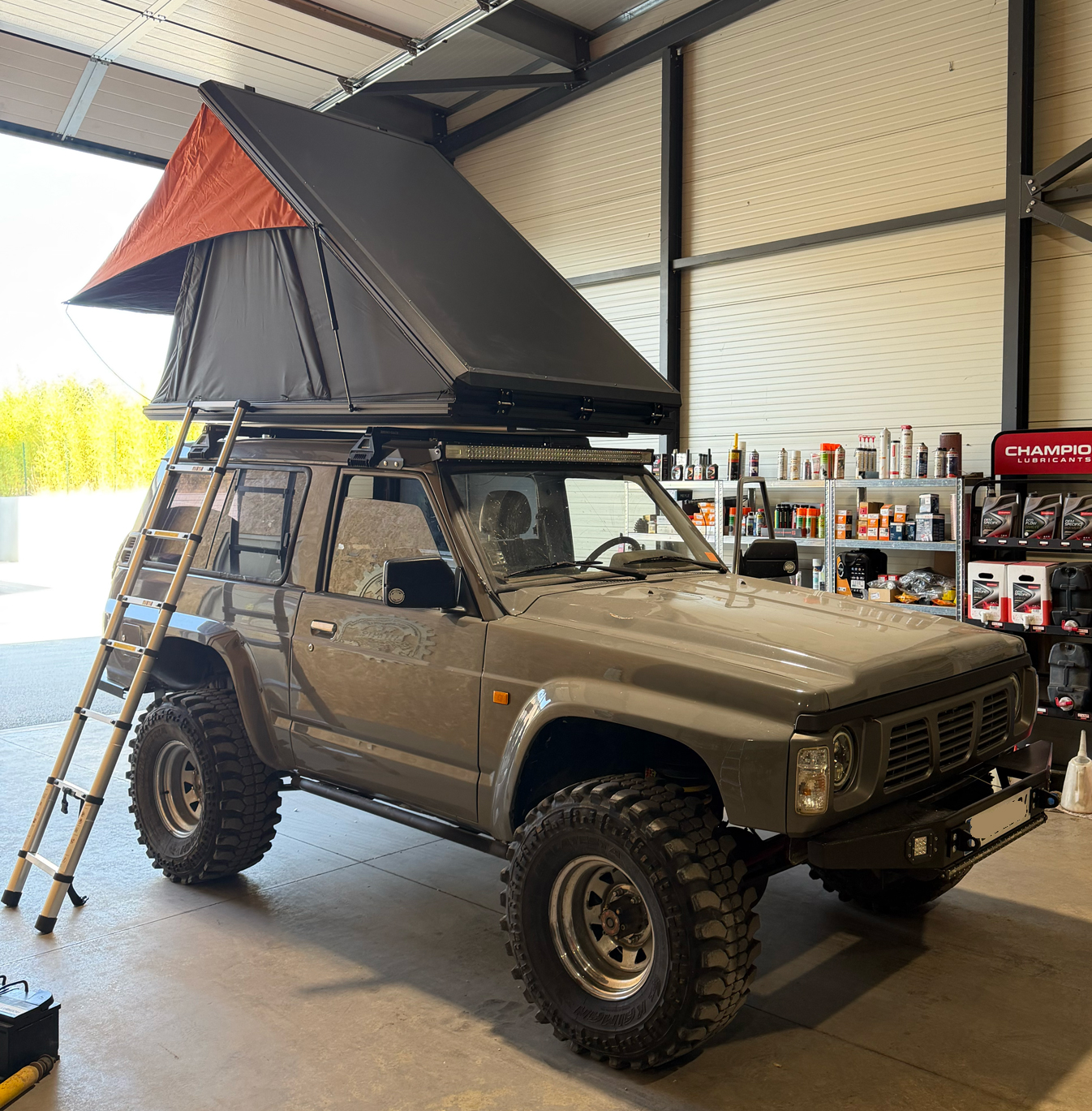 Tente de toit Bivouakers aluminium sur Patrol Nissan