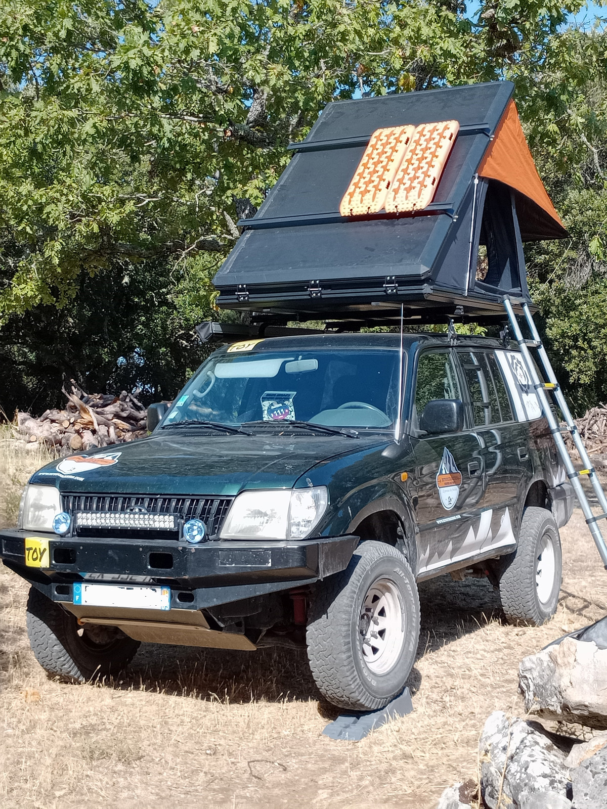 Tente de toit aluminium sur Toyota 4x4 kzj95