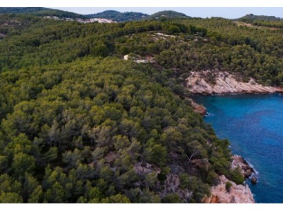 C'est possible de bivouaquer en tente de toit autour de Marseille ?